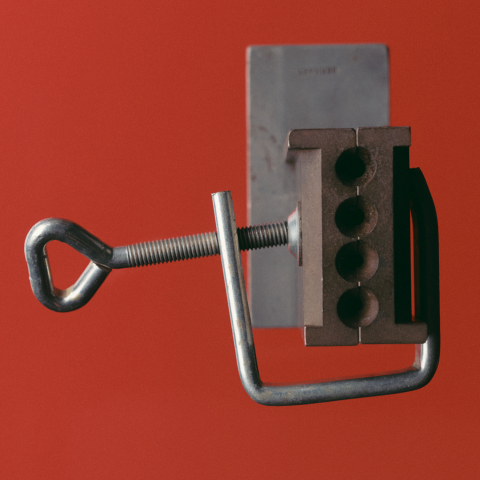 MZ_Tools_Capture_000167 bg retouched 1_small